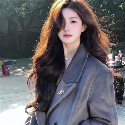 香闺春暖