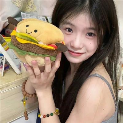 夜色中的她
